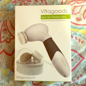 Enhanced cleansing brush